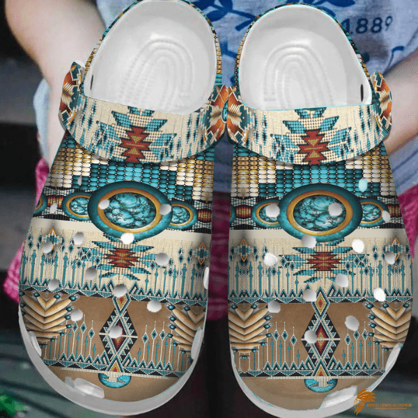 3D Brown Crocs with Native American Motifs (1)