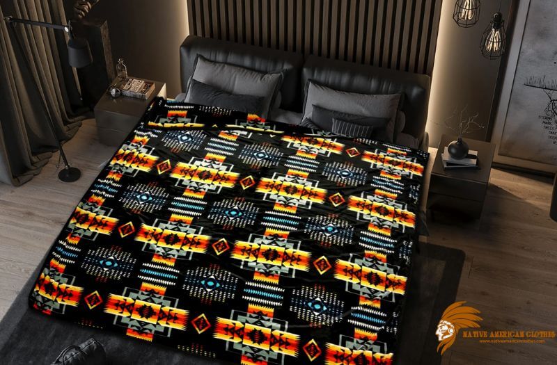 Patterned Black Reversible Royal Native Design Queen Blanket (2)